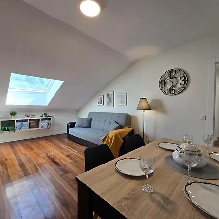 Lägenhet Centrico Atico Rh-10