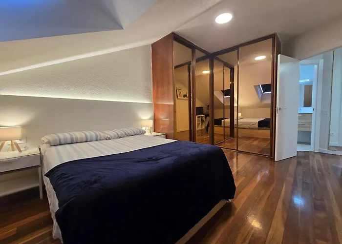 Céntrico ático Rh-10 Apartamento Solares