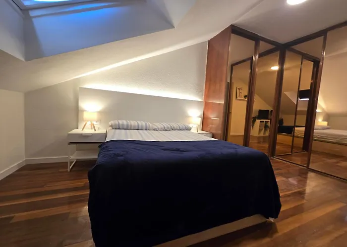 Céntrico ático Rh-10 *